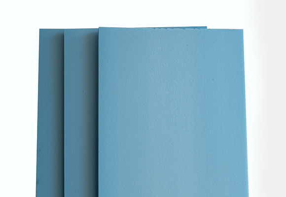 Tongue and groove XPS foam boards for tight joint installation and reduced thermal bridges